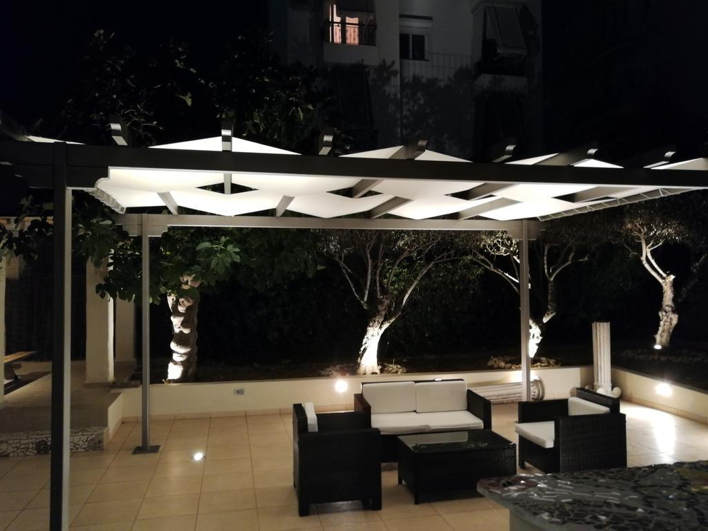 Apartamento Aquarius - Glyfada Detached House Atenas Exterior foto